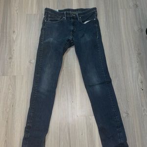 Mens gently worn Levi’s